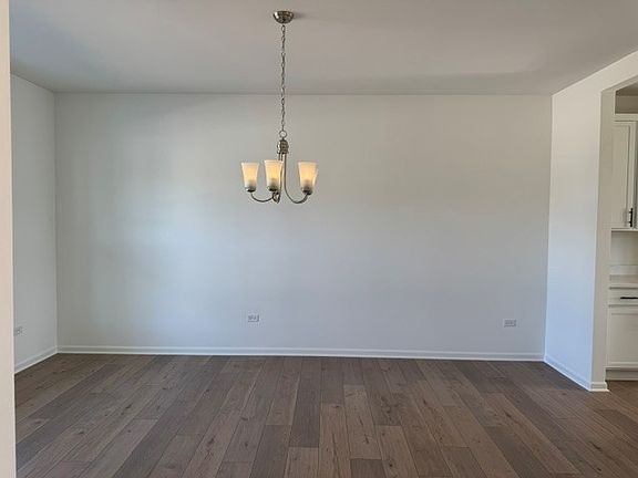 4th image of 703 Pomfret Ct