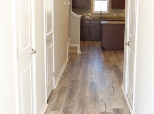 118 Roundtree Dr, Simpsonville, SC 29681