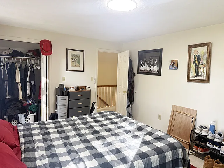 14 Kings Ct — Photo 16