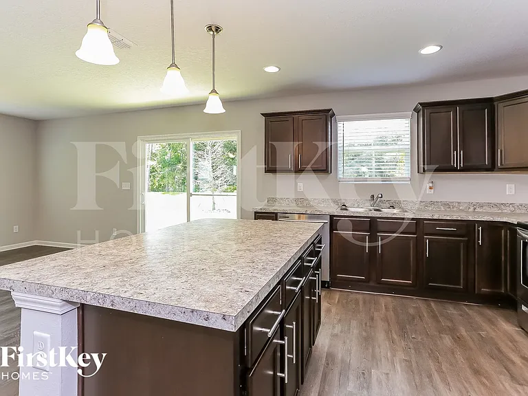 11332 Margarets Landing Pl — Photo 7