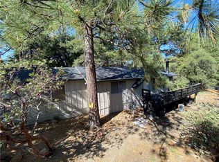 25300 Marion Ridge Dr, Idyllwild, CA 92549