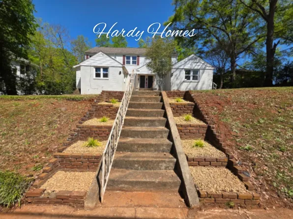 303 E 6th St, Tuscumbia, AL