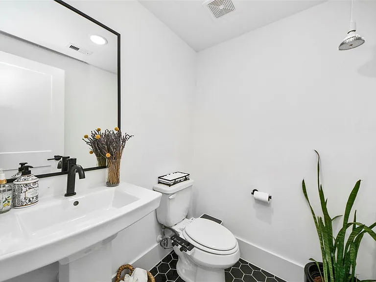 1837 Flowing Springs Trl — Photo 25
