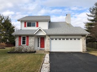 1588 Acorn Ct, Gurnee, IL 60031