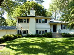 601 Manor Dr NE, Vienna, VA 22180