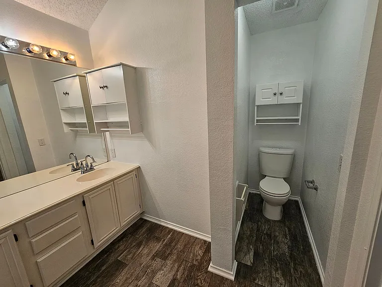 1128 Marshall Dr — Photo 33