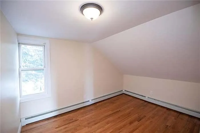 652 Dyer Ave #2 — Photo 4