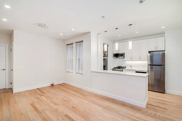 Rented by Lander Real Estate | media 14