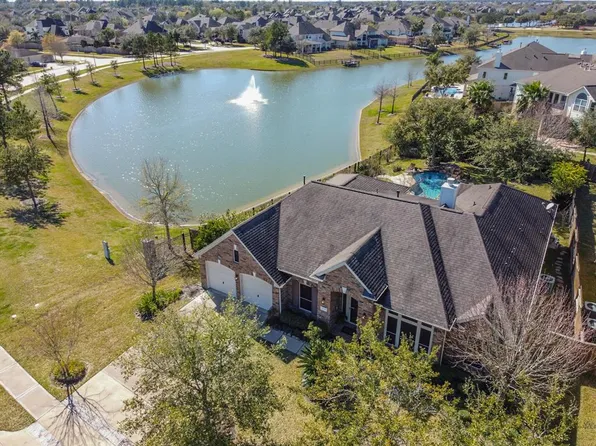 1710 Lake Grayson Dr, Katy, TX 77494