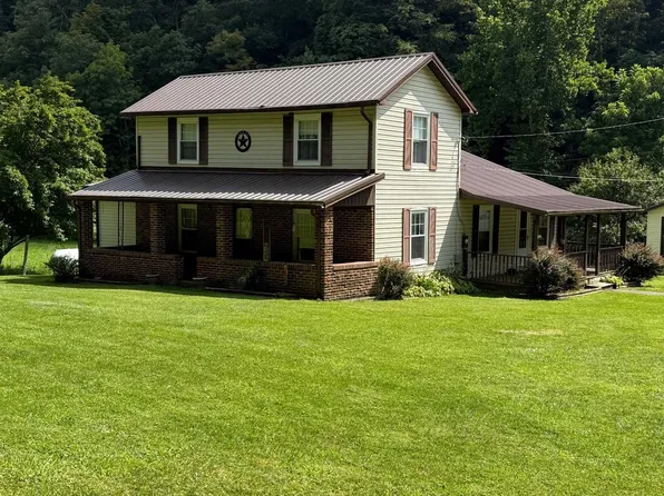 731 McComas Branch Rd, Milton, WV 25541