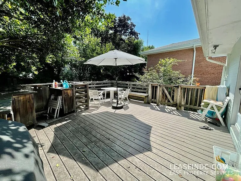 4439 Springdale St NW — Photo 18