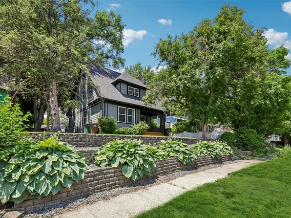 524 6th St, West Des Moines, IA 50265