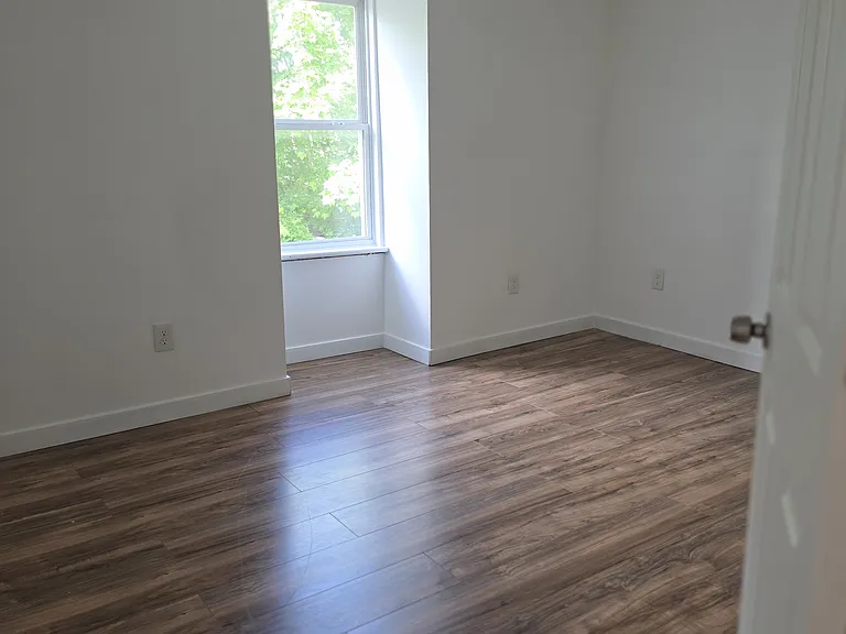 2469 Reel St #2 — Photo 5