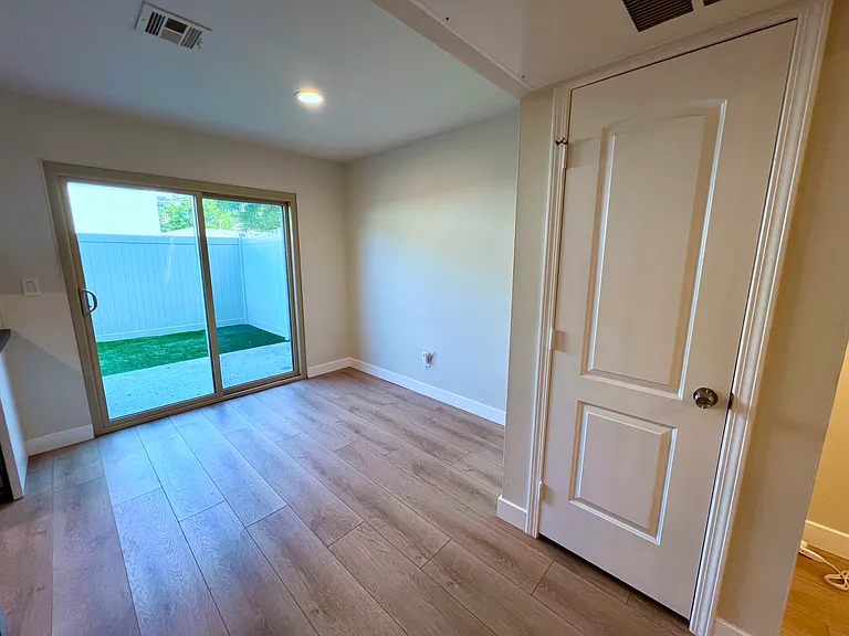 4231 Lowell St #12 — Photo 10