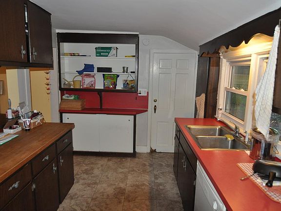 5th image of 604 W Liberty St #2