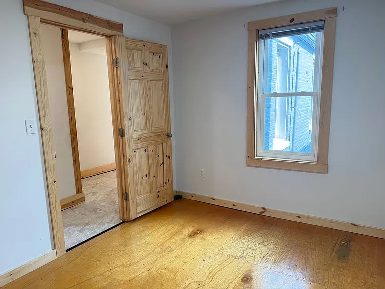 916 Houston St — Photo 18
