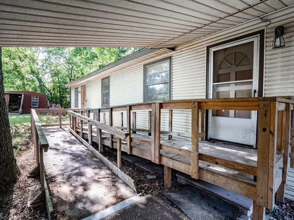 118 S Buckskin St, Farmersville, TX 75442