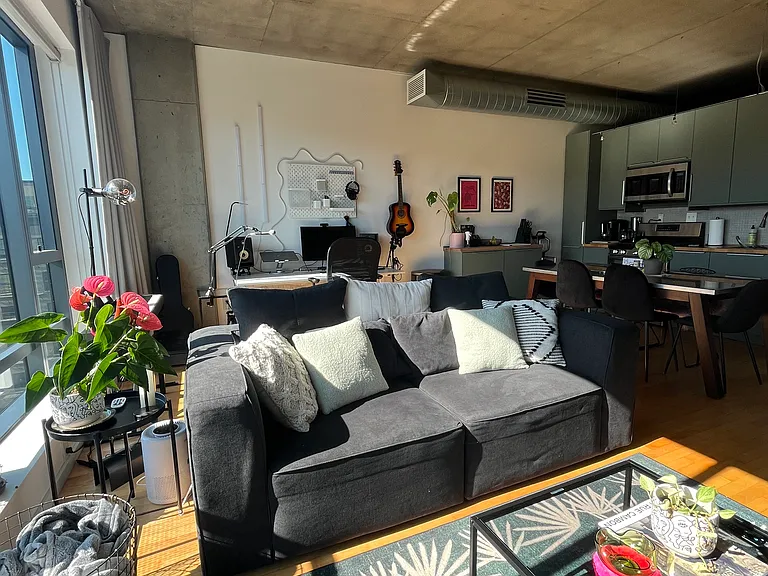 1410 NW Kearney St #920 — Photo 4