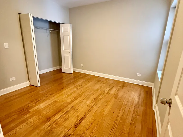 6913 S Paxton Ave #3 — Photo 6