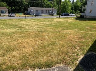 3328 Franklin St, Slatington, PA 18080