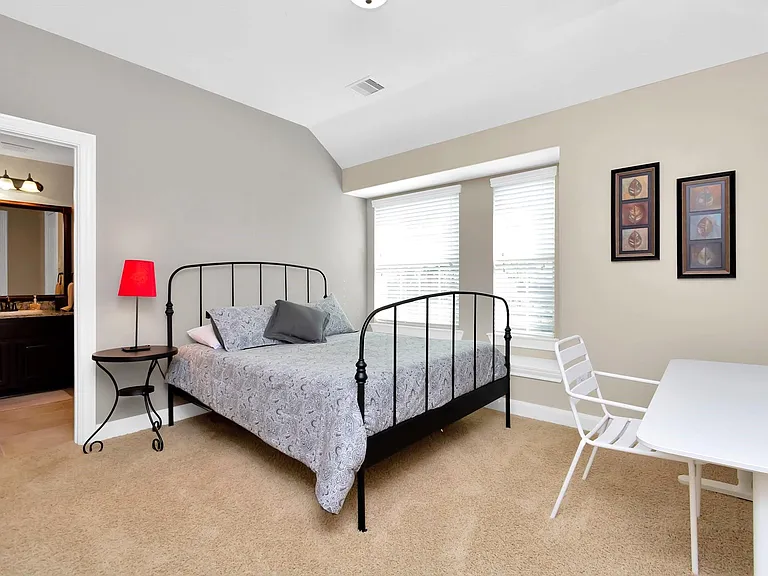 63 S Victoriana Cir — Photo 15