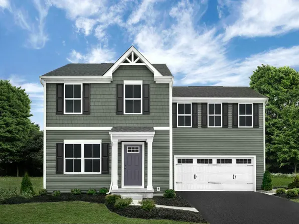 137 Tormore Dr, Sanford, NC 27330
