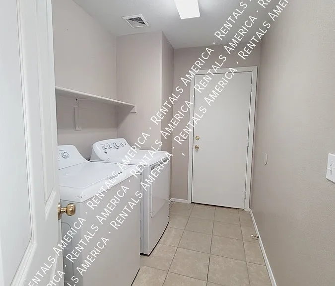 776 E Cowboy Cove Trl — Photo 22
