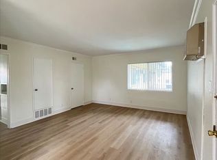 Chateau Whitsett Apartments, Valley Village, CA 91607