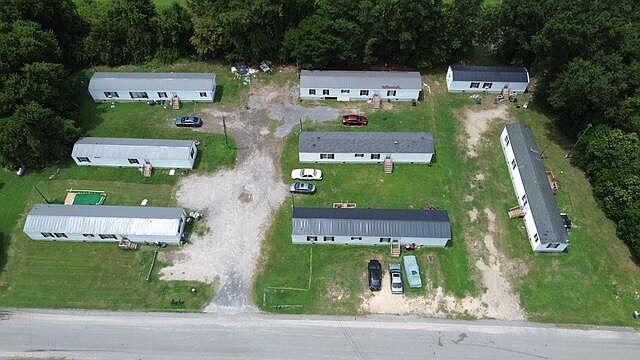 1st image of 136 Dowdy St