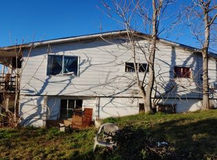 594 S Valley View Rd, Ashland, OR 97520