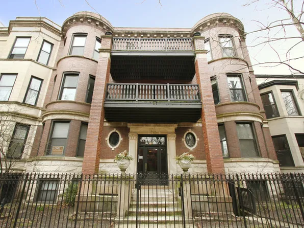 829 W Lakeside Pl #1, Chicago, IL 60640
