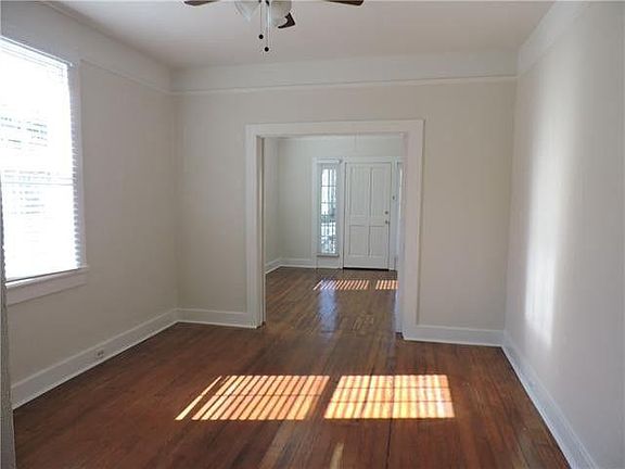 3rd image of 220 Leboeuf St