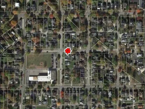 403 S Wayne St, Fremont, OH 43420