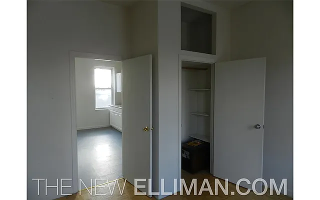 Rented by Douglas Elliman | media 16