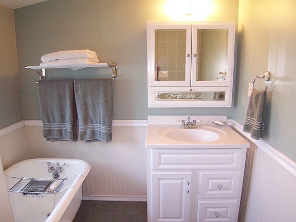 Bath with claw foot tub