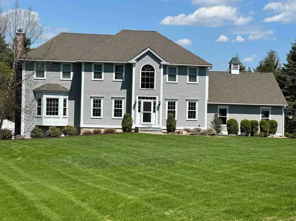 75 Pasture Lane, Bedford, NH 03110