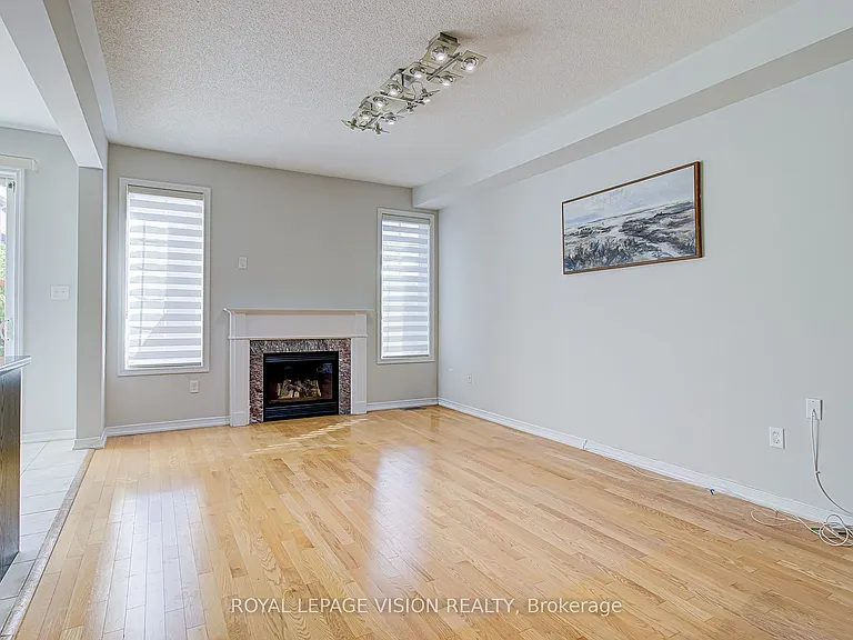 72 Jeanette St — Photo 7