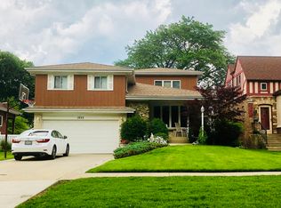 1033 S Crescent Ave, Park Ridge, IL 60068