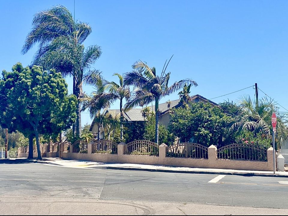 1st image of 106 S San Jacinto Dr