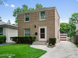 1327 Lundergan Ave, Park Ridge, IL 60068