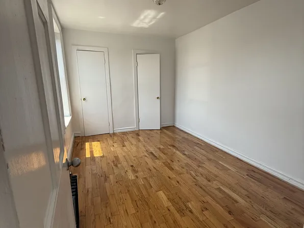 1 East 213th Street 2G image 2 of 7