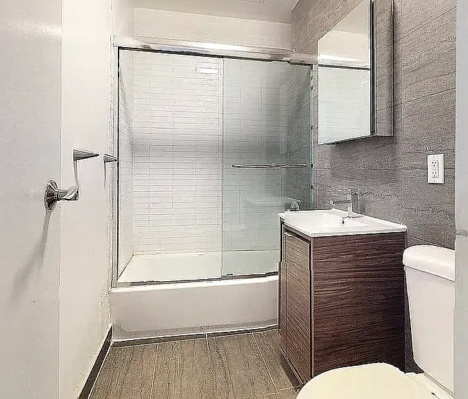 255 W 121st St #P — Photo 5
