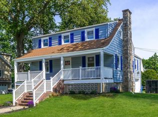 407 Redmond Ave, Oakhurst, NJ 07755