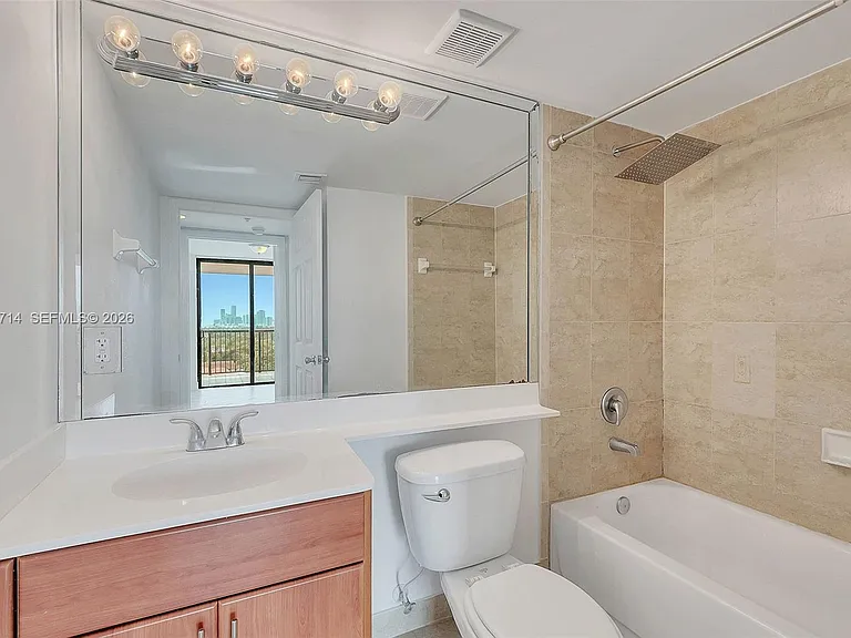 1690 SW 27th Ave #805 — Photo 20