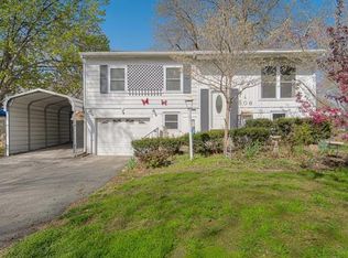 806 N Cheyenne Dr, Independence, MO 64056