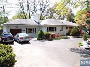 742 Closter Dock Rd, Closter, NJ 07624