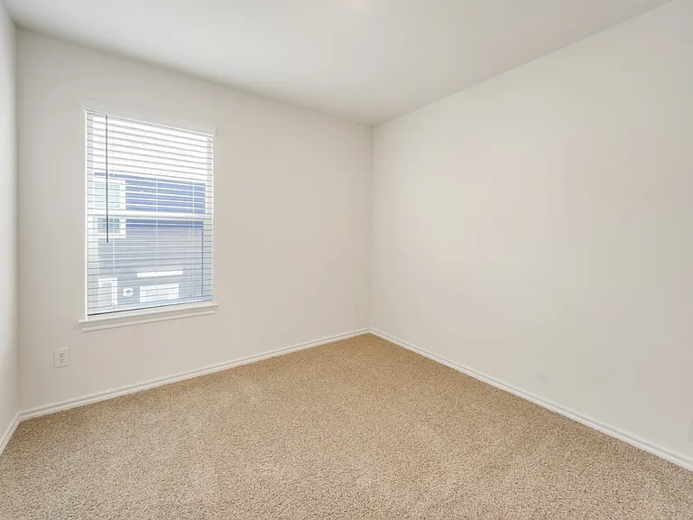 7015 Moonflower Ln — Photo 7