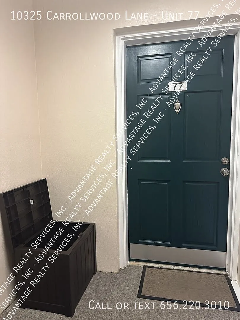 The Grand At Olde Carrollwood — Photo 2