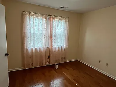 8712 Seven Locks Rd — Photo 15