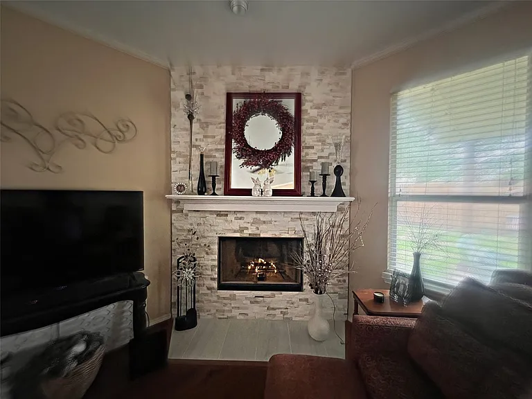 5817 Quicksilver Dr — Photo 7